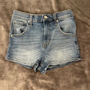 Kendall+Kylie jean shorts, size 26